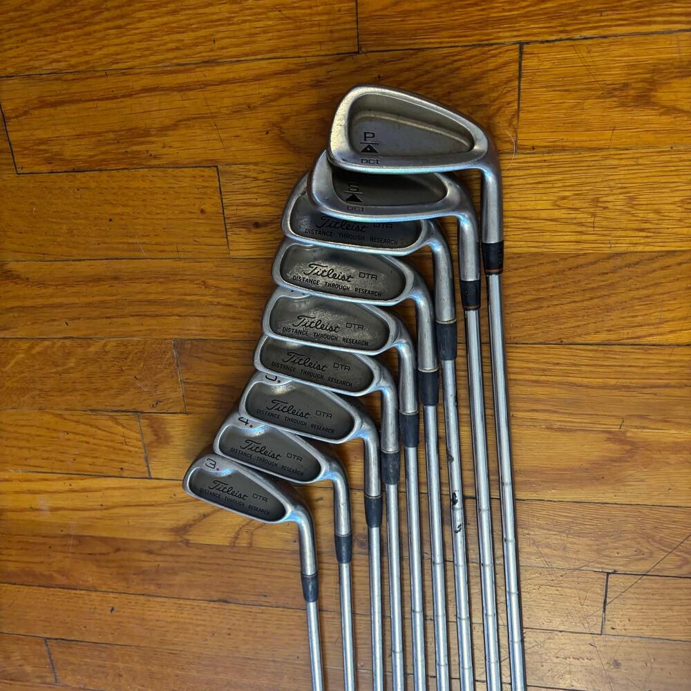 Titleist DTR 3-9,S,P (7i 37") RH Golf Clubs